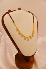 Load image into Gallery viewer, Kundan Cascade Mangalsutra