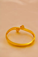 Load image into Gallery viewer, Couple Heart Cuff