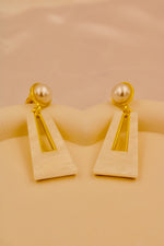 Load image into Gallery viewer, White Trapeze Pearl Drop Earrings