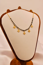 Load image into Gallery viewer, Classic Diamond Drops Mangalsutra Choker