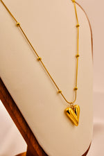 Load image into Gallery viewer, Amora Luxe Heart Necklace