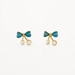 Load image into Gallery viewer, Ocean Bow Pearl Earrings
