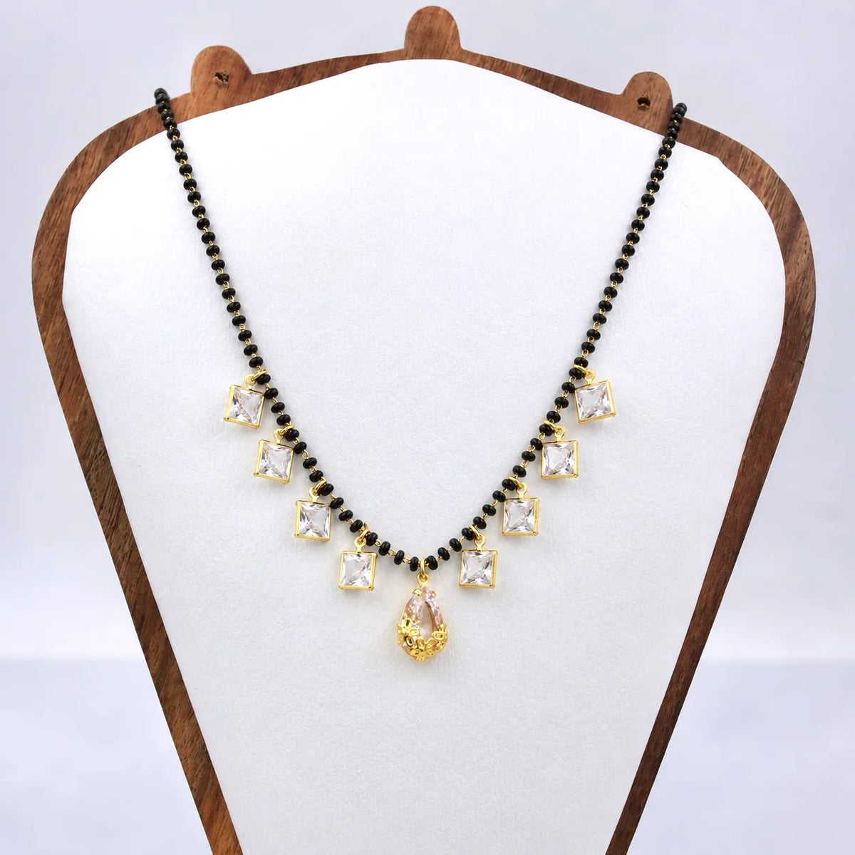 Ruvique crystal charm mangalsutra