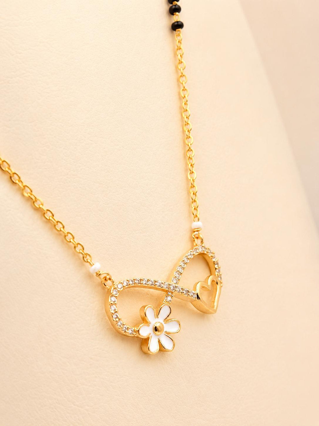 Daisy Heart Mangalsutra