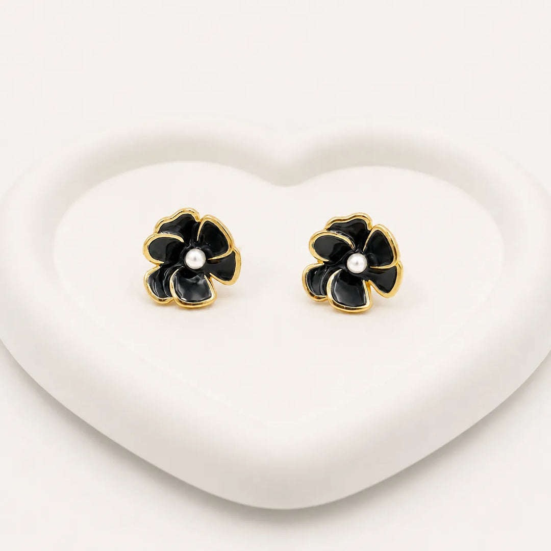 Onyx Flower Pearl Earrings