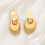 Load image into Gallery viewer, Golden Pebble Drop Earrings
