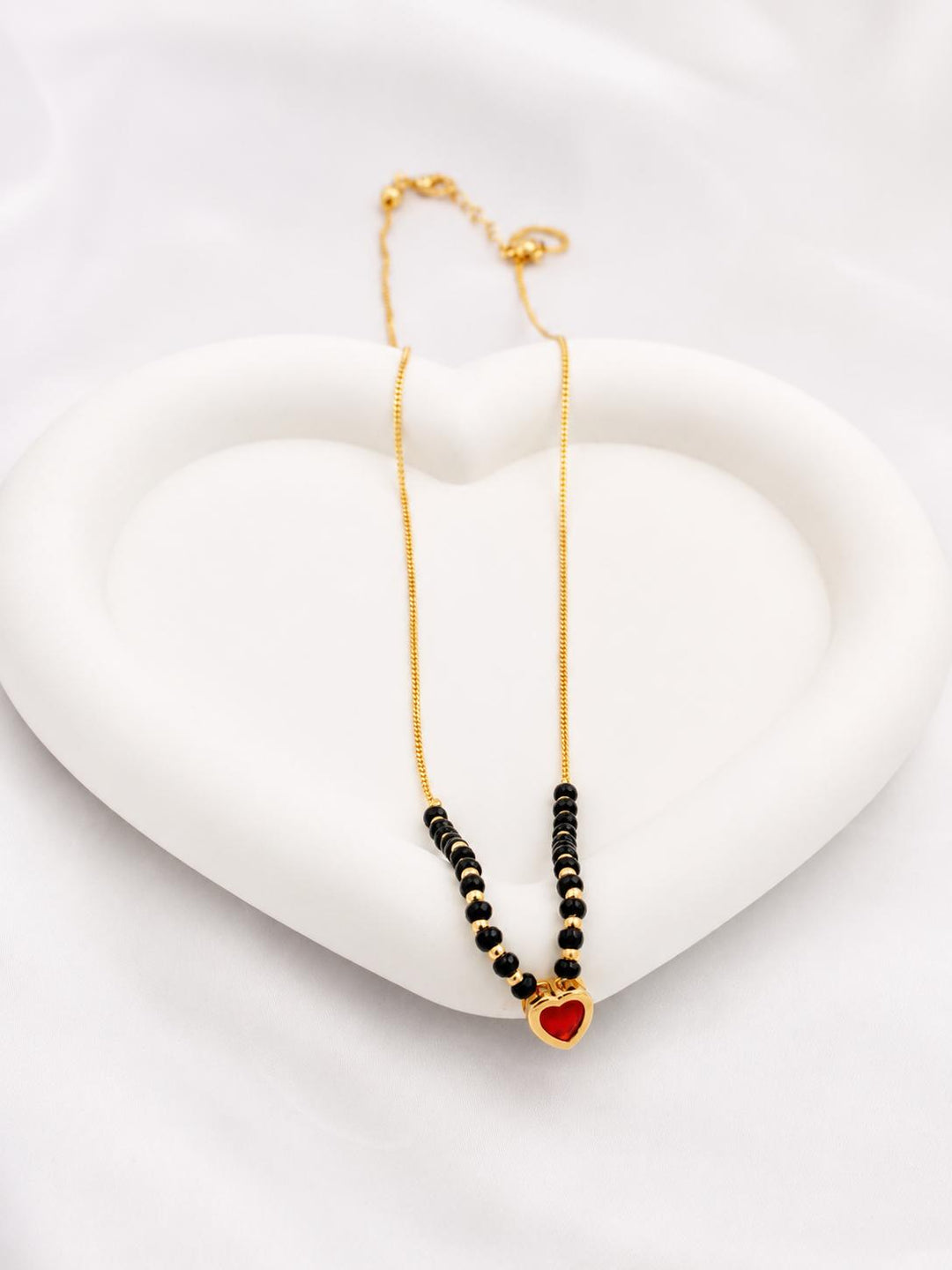 Red Heart Enamel Mangalsutra