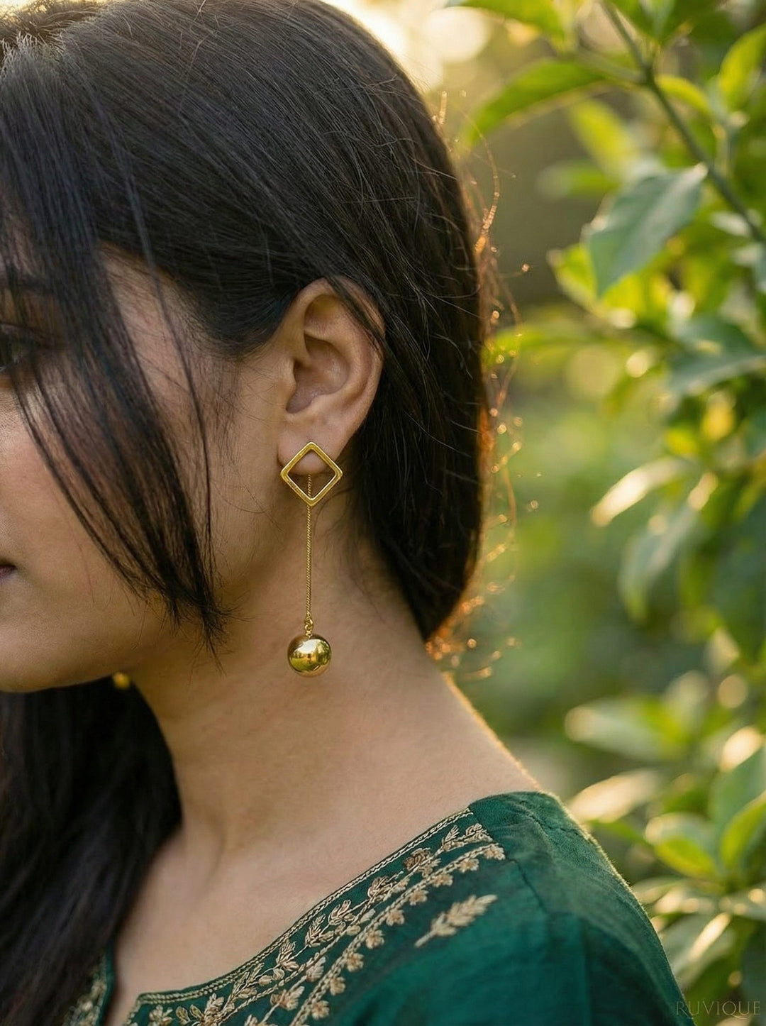 Ruvique Golden Orbit Drop Earings