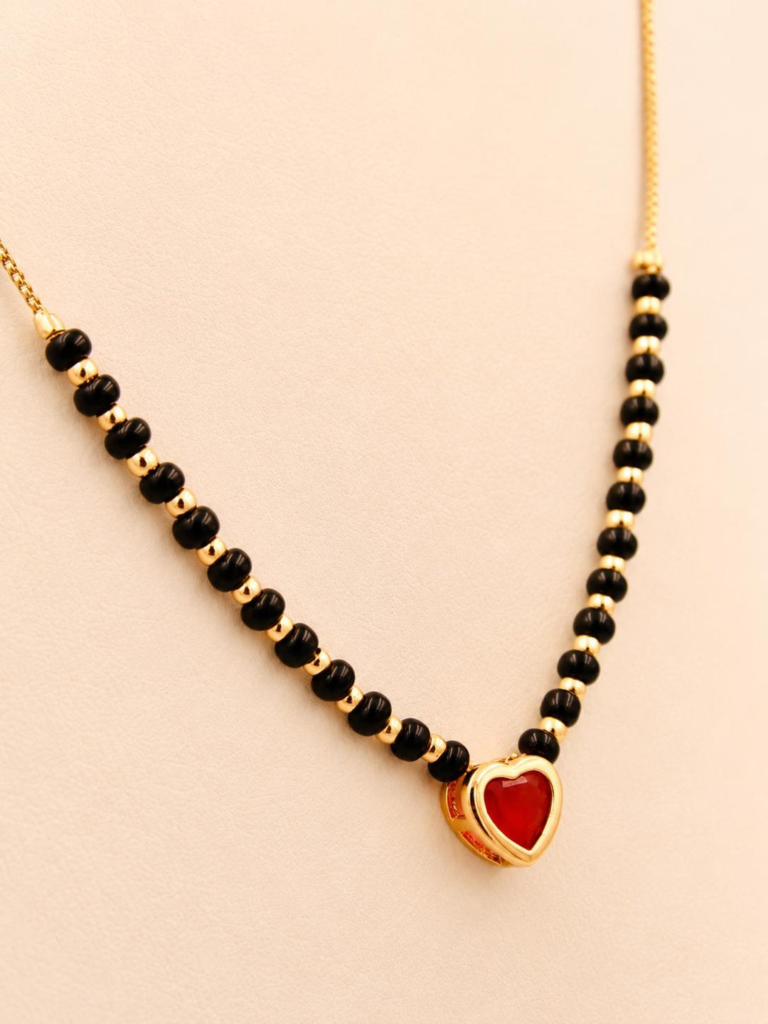Red Heart Enamel Mangalsutra