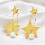 Load image into Gallery viewer, Gold Shooting Star Pearl Earrings

