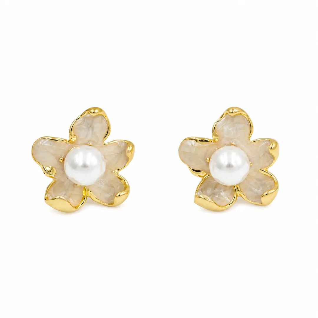 Ivory Shell Flower Pearl Stud Earrings