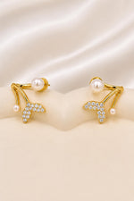 Load image into Gallery viewer, Pearl Mermaid Tail Ear Cuff Earrings

