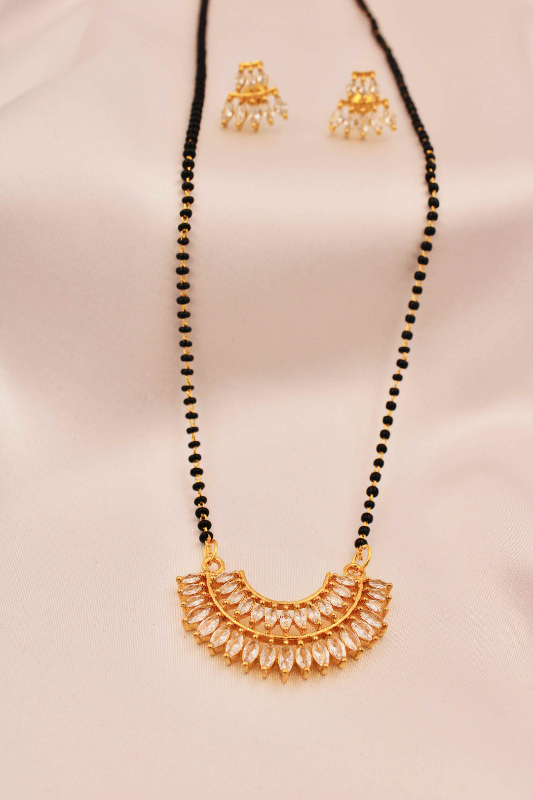 Ruvique Royal AD Mangalsutra Set