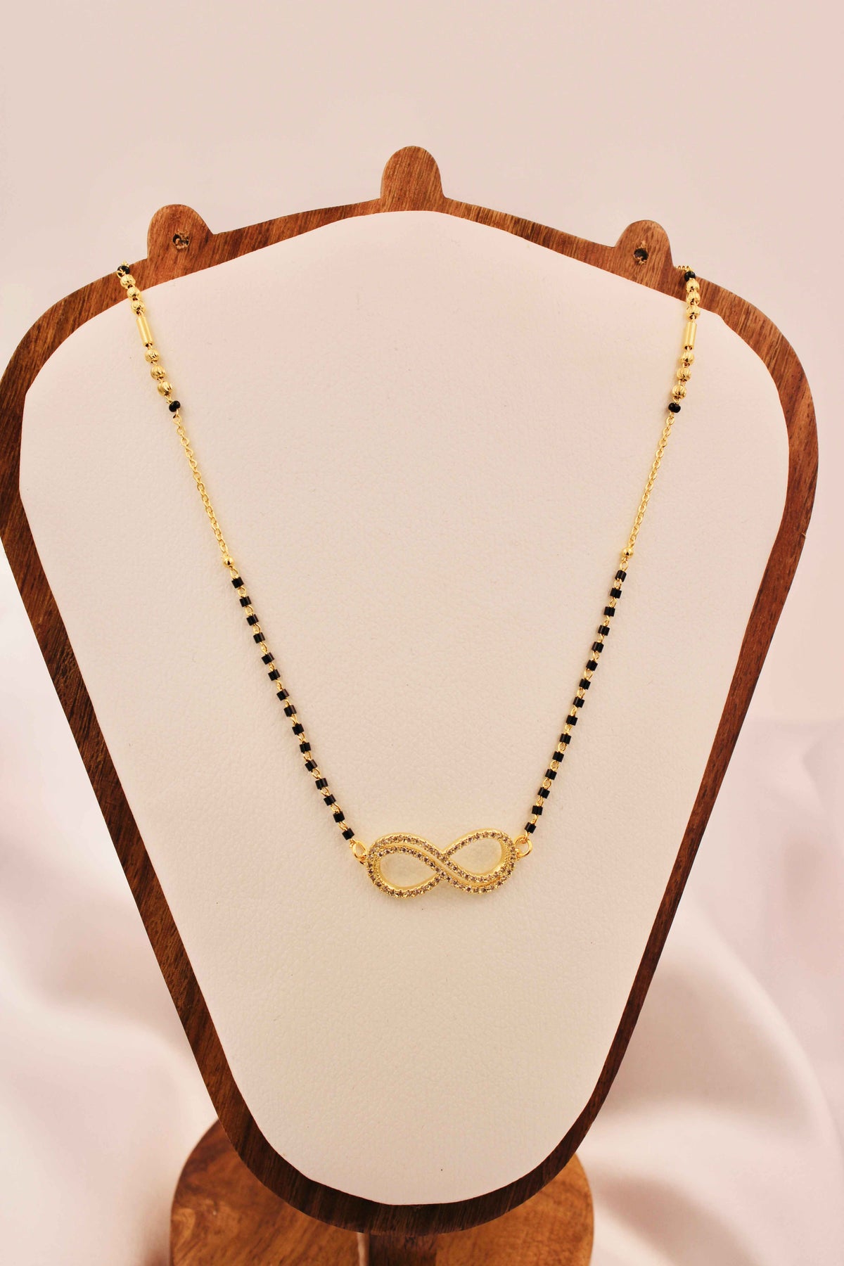 Ruvique infinity grace mangalsutra