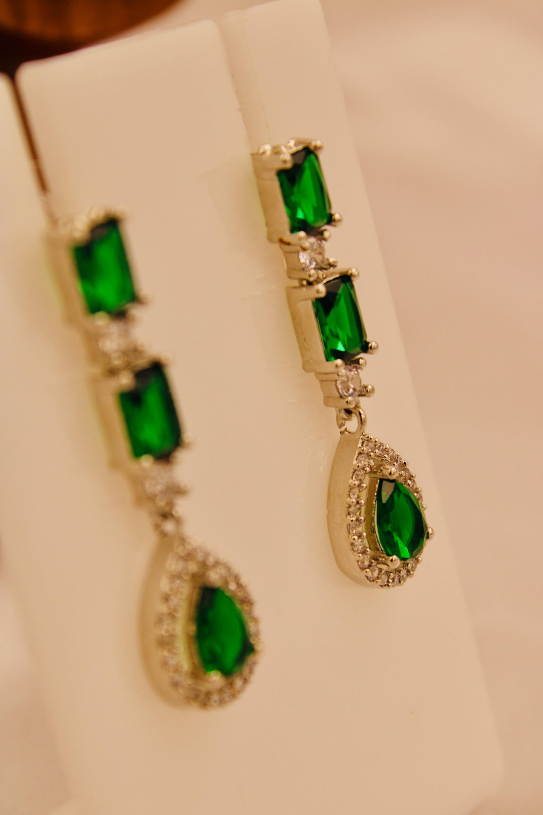 AD Emerald Green Elegance Necklace Set