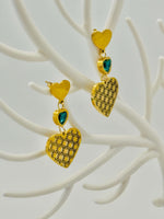 Load image into Gallery viewer, Ruvique Emerald Heart Luxe Drops
