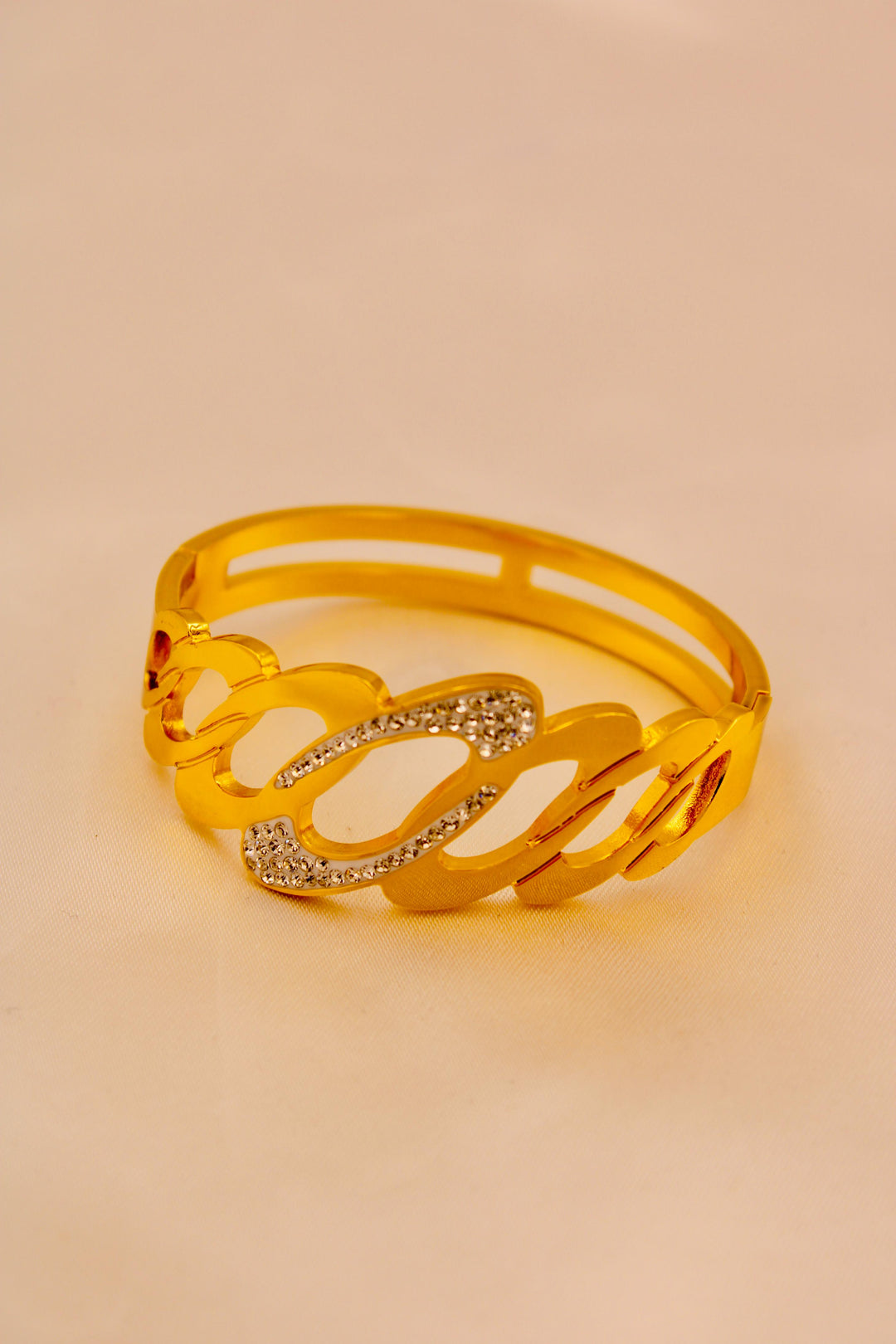 Golden Link Crystal Cuff