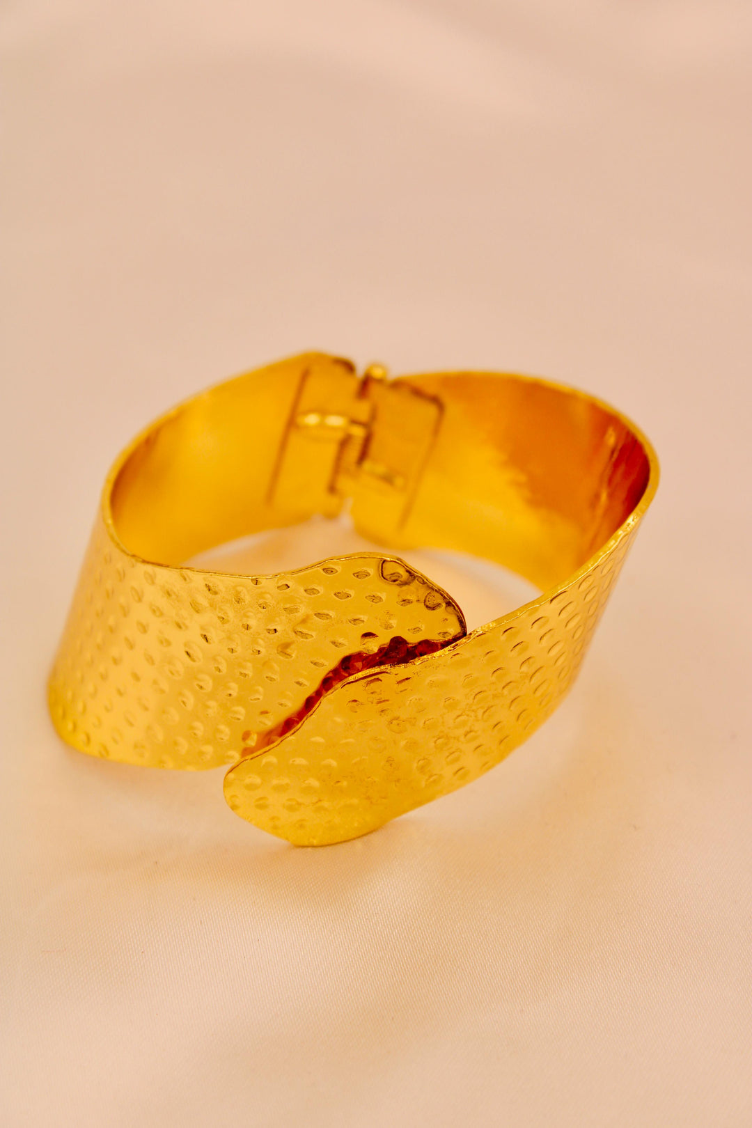 Golden Dotted Overlap Wide Cuff