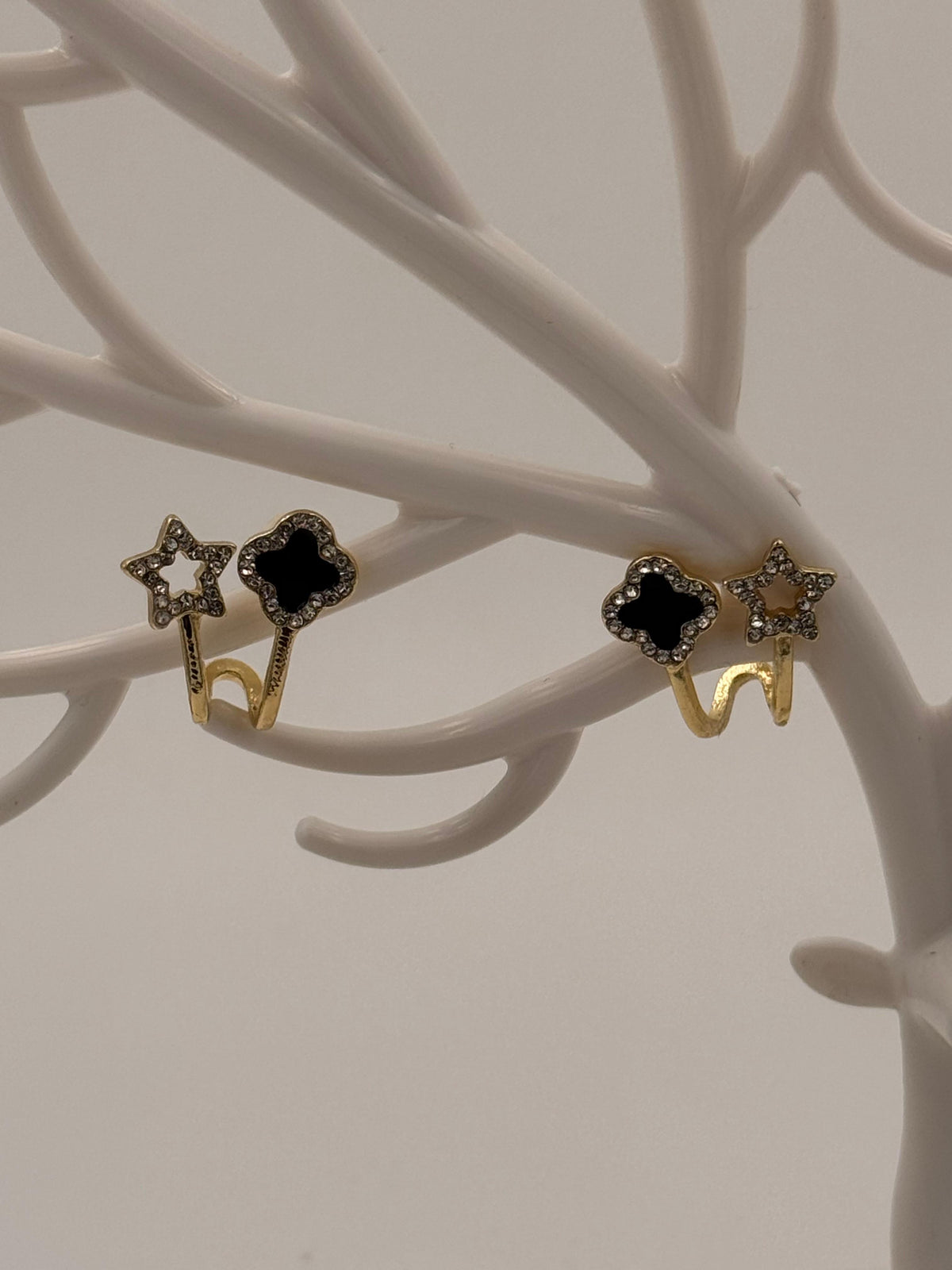 Ruvique dual charm star & clover stud earrings