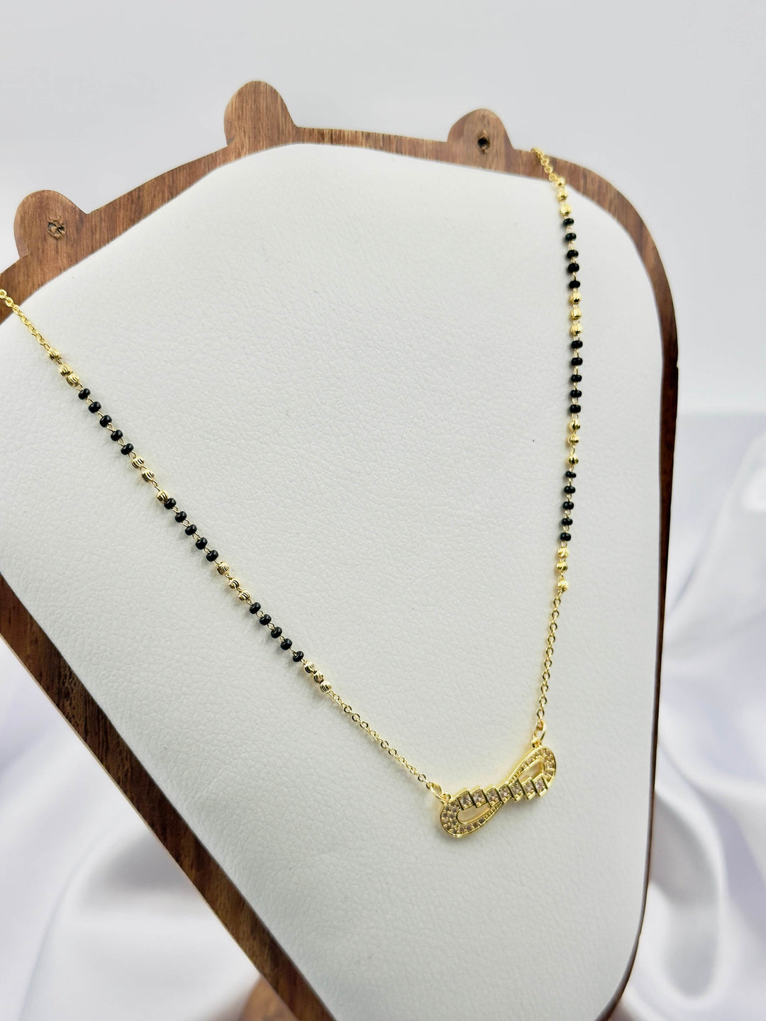 Ruvique Infinity Signature Bond Mangalsutra