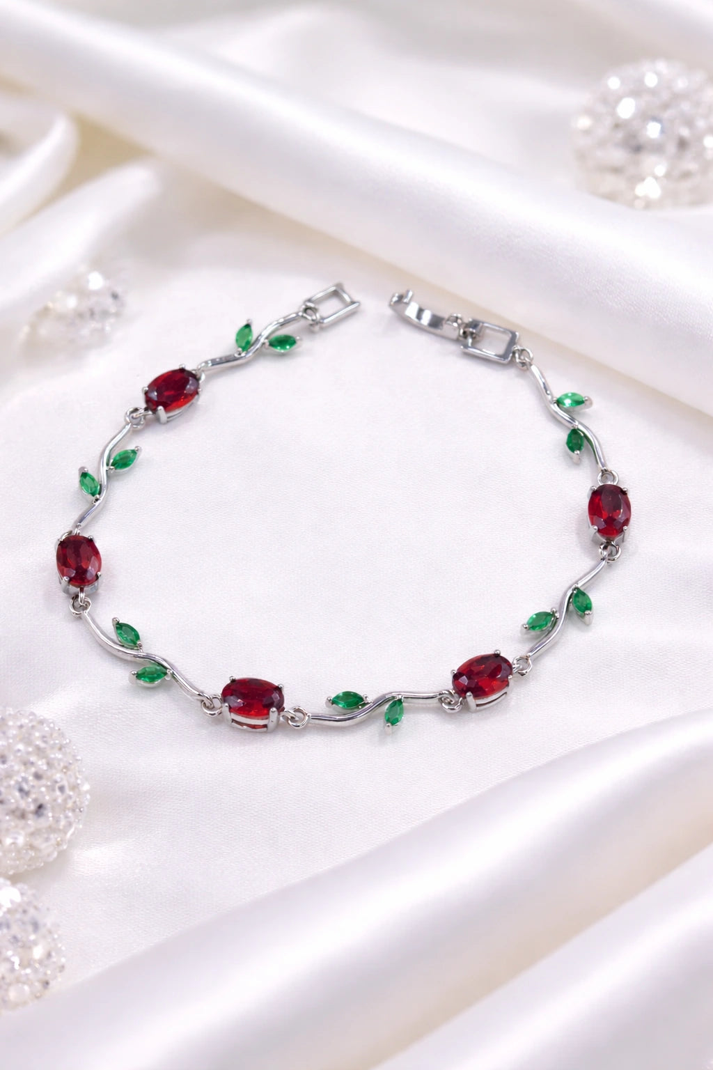 Scarlet Vine Tulip Bracelet
