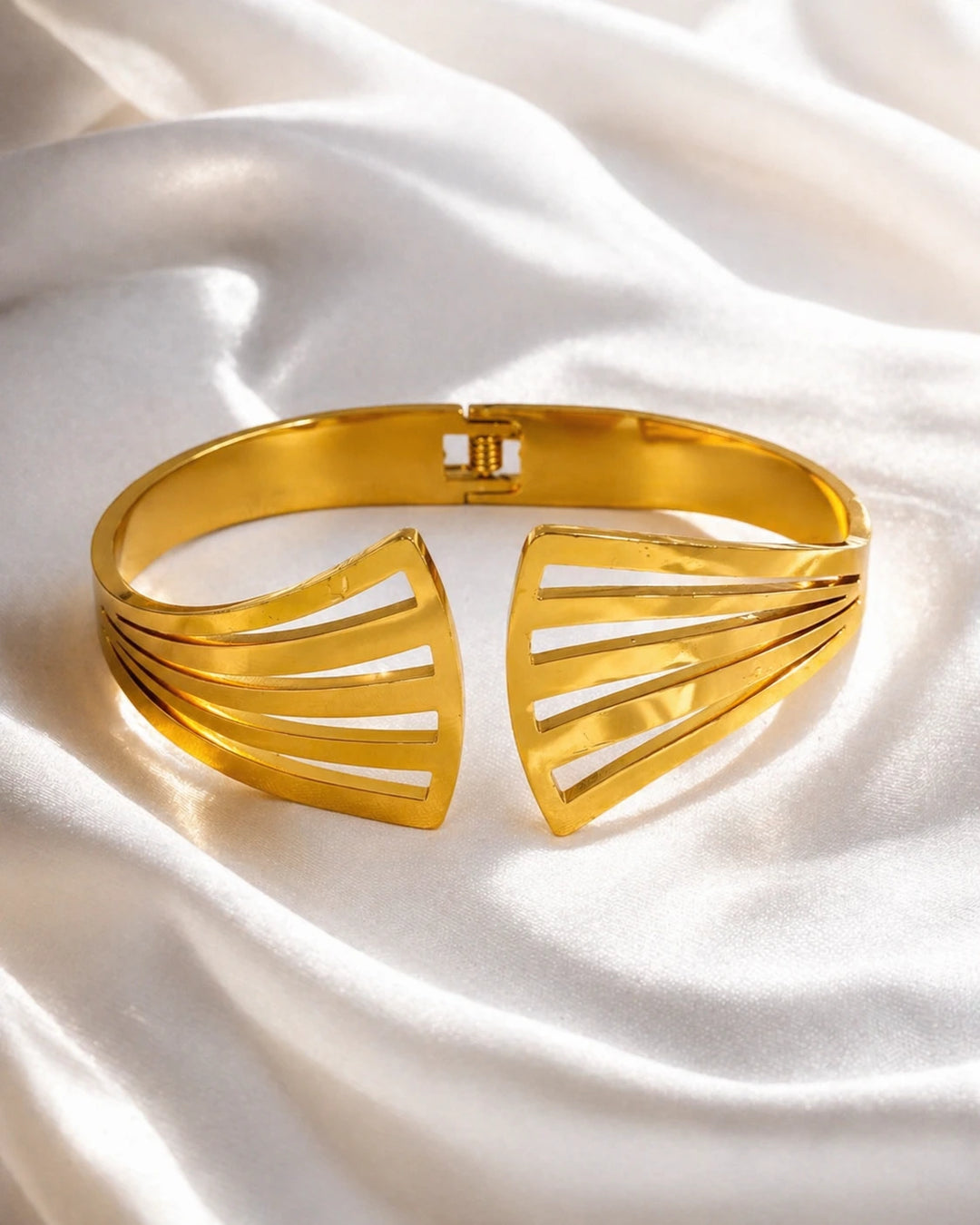 Ruvique Oria Slice Cuff