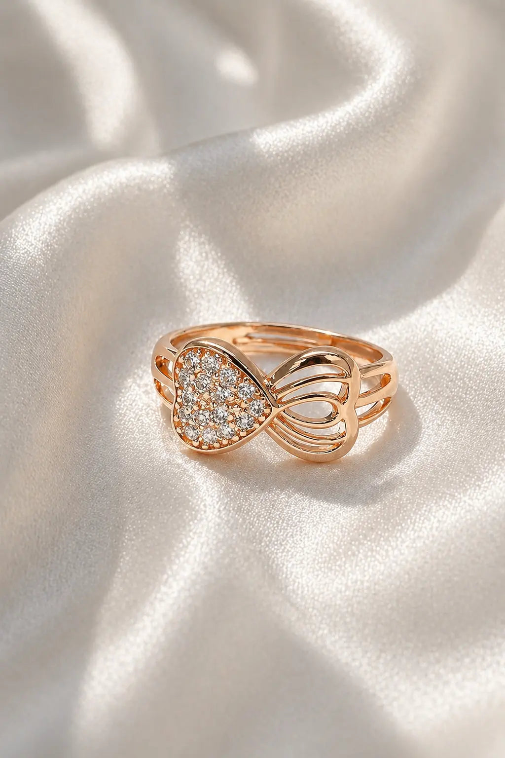 Ruvique Infinity Bow Ring