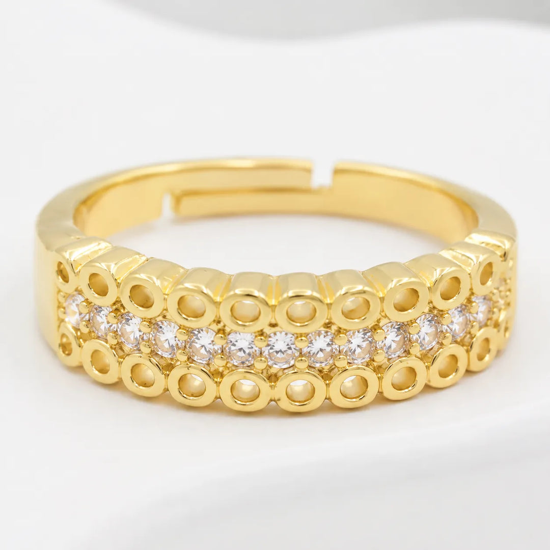 RUVIQUE Halo Chain Ring