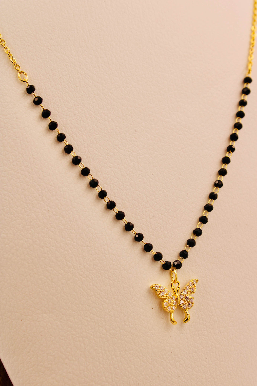 Graceful Wings Mangalsutra Choker