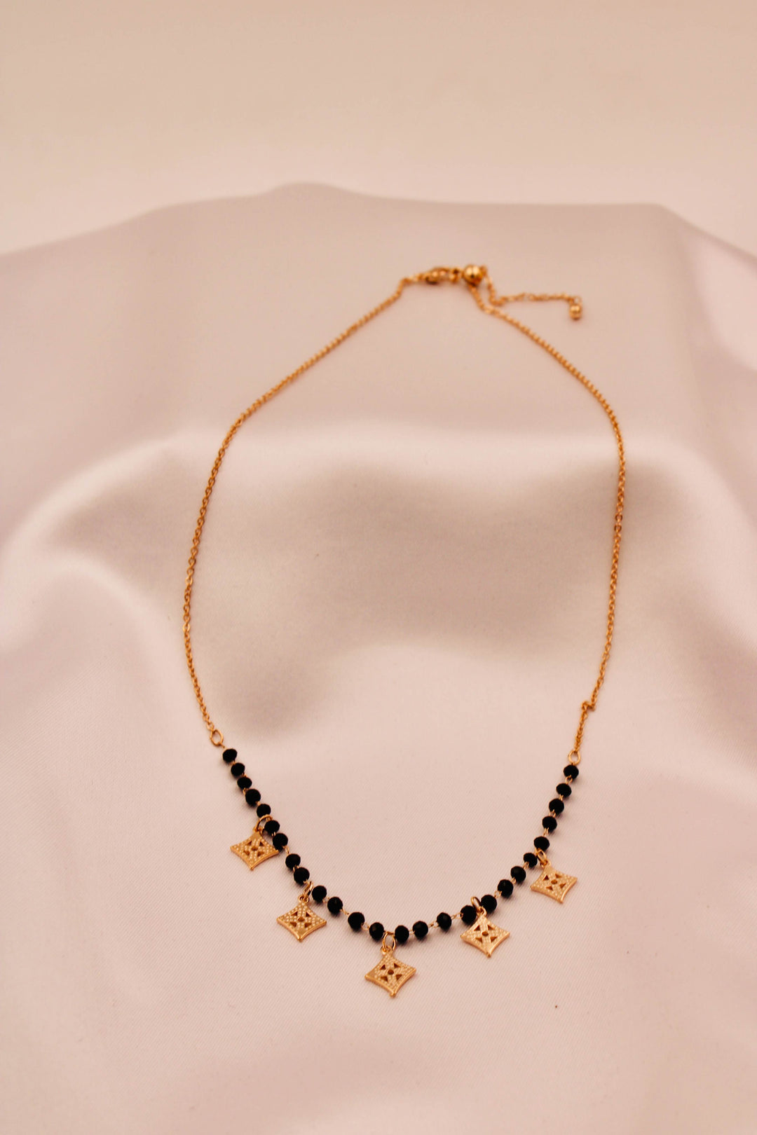 Rose Gold Classic Diamond Drops Mangalsutra Choker