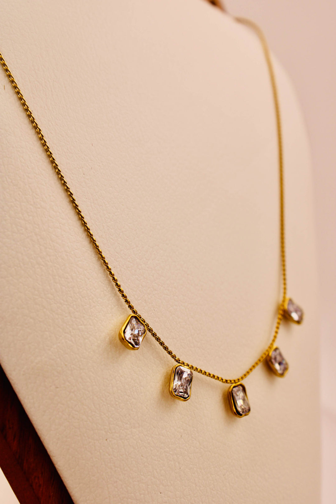 Diamond Glow Chain Necklace