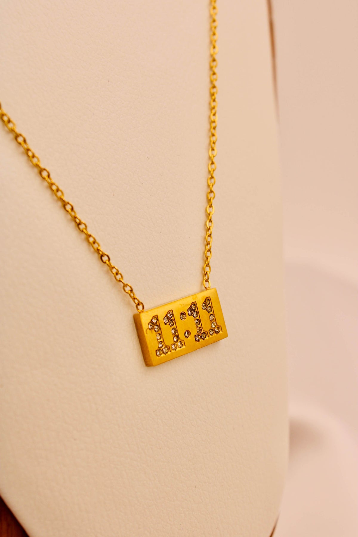 Starlite tag pendant necklace