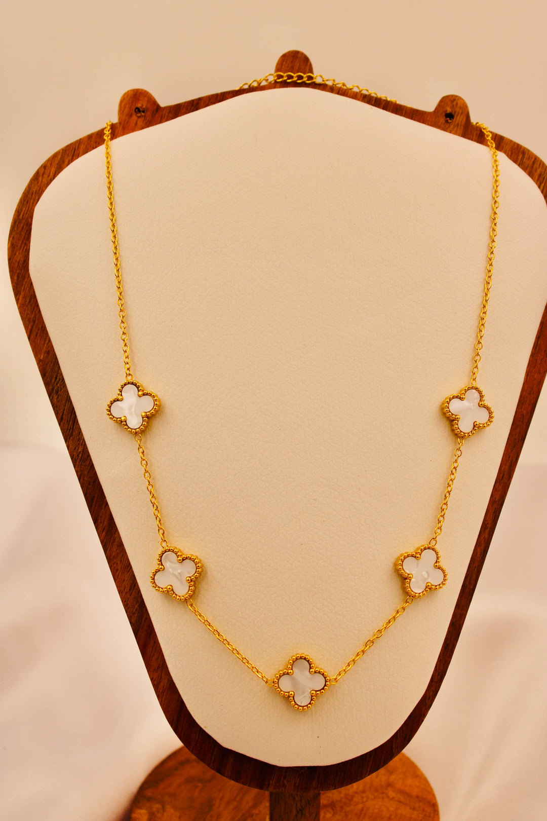White Clover Luxe Necklace