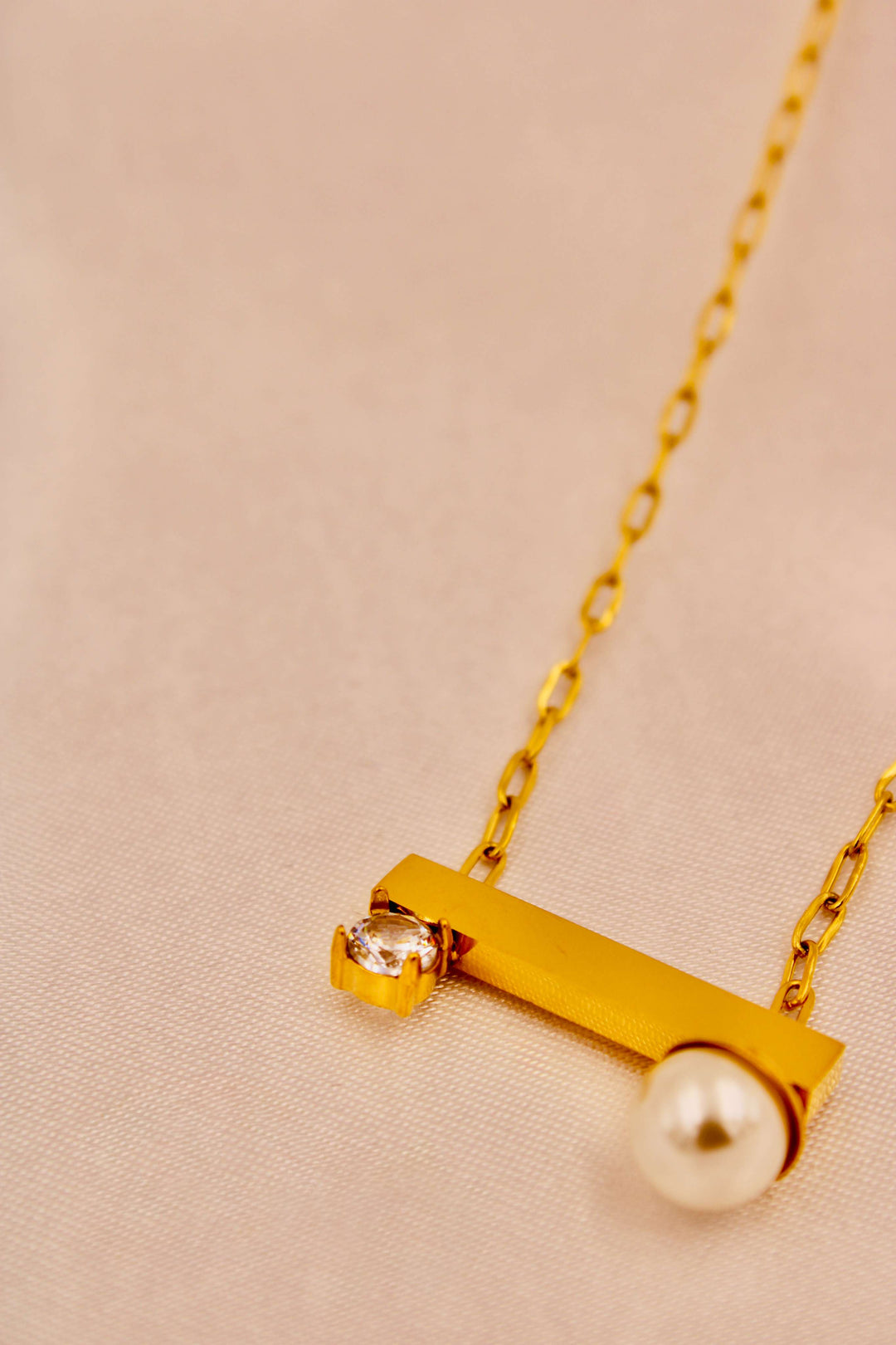 Pearl Bar Necklace