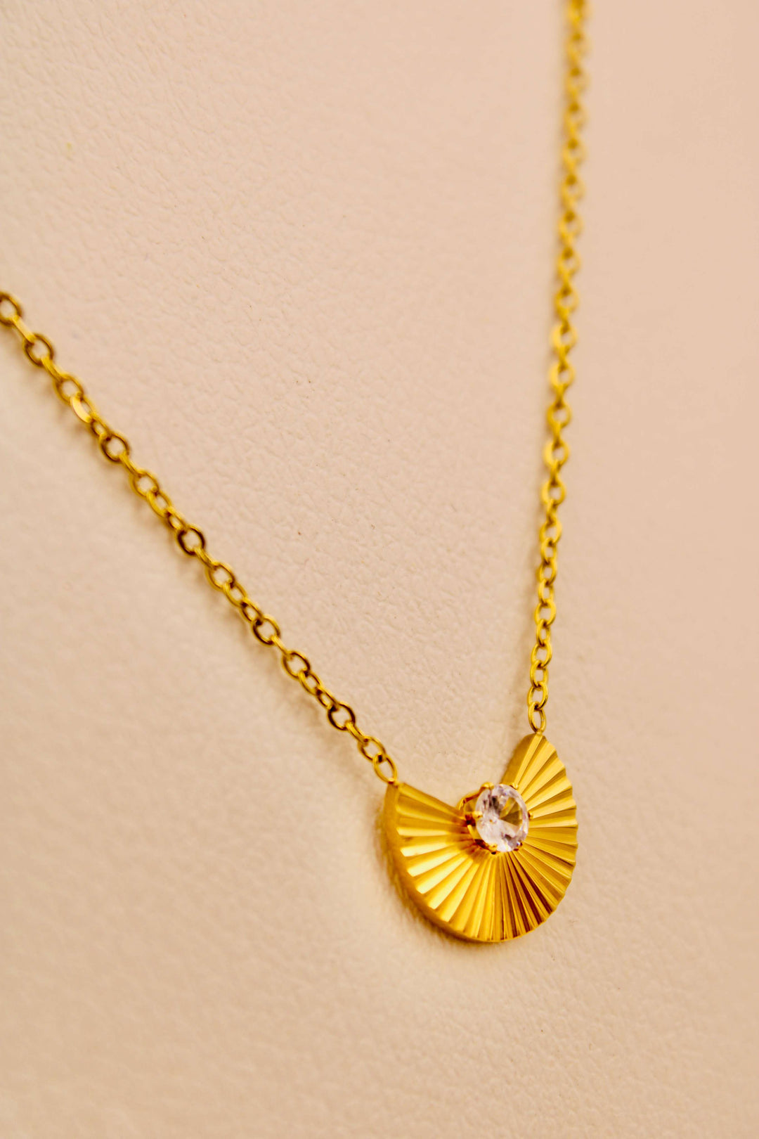 Celeste Shell Pendant Necklace