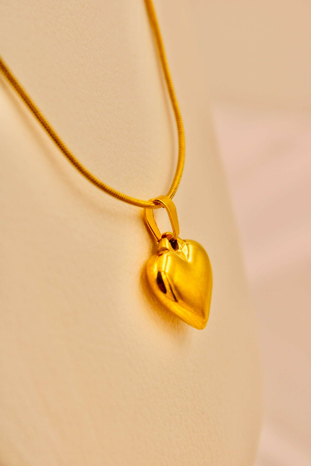 Aurum Heart Pendant Necklace