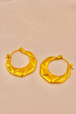 Load image into Gallery viewer, Aurum Twist Hoop Earrings
