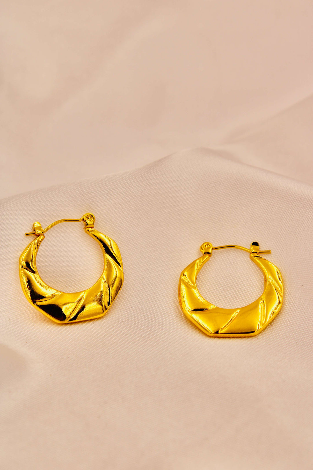 Aurum Twist Hoop Earrings