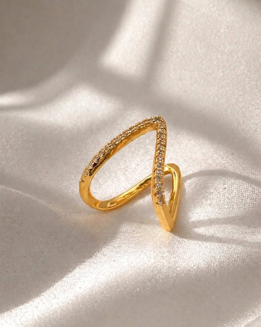 Compressed_golden_v_ring
